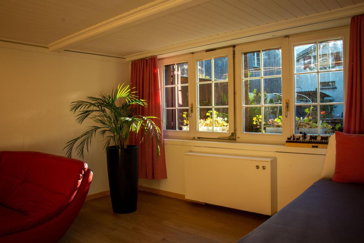 Uncle Eric'S Chalet Matten bei Interlaken Exterior foto